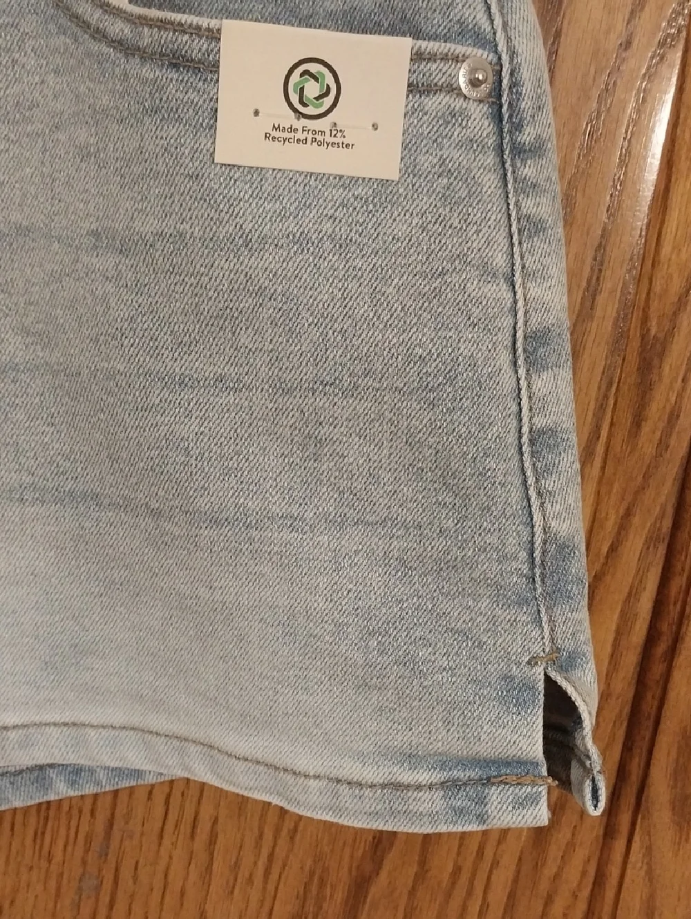Elevated Lace Waistband NWT Mid-Rise Denim Shorts Sz 16 Light Blue Wsh 3